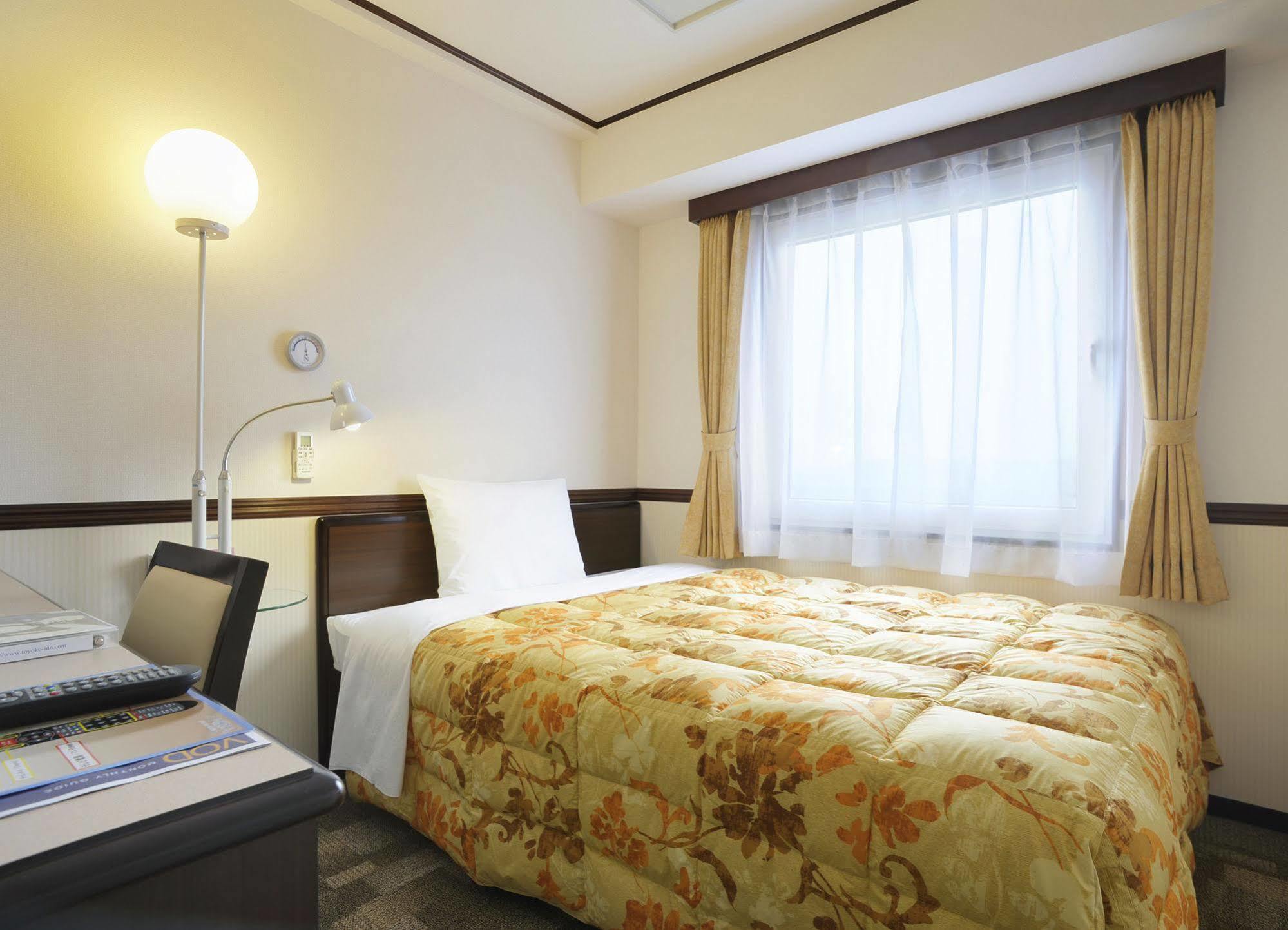 Toyoko Inn Jr Yokohama Sen Sagamihara Ekimae מראה חיצוני תמונה