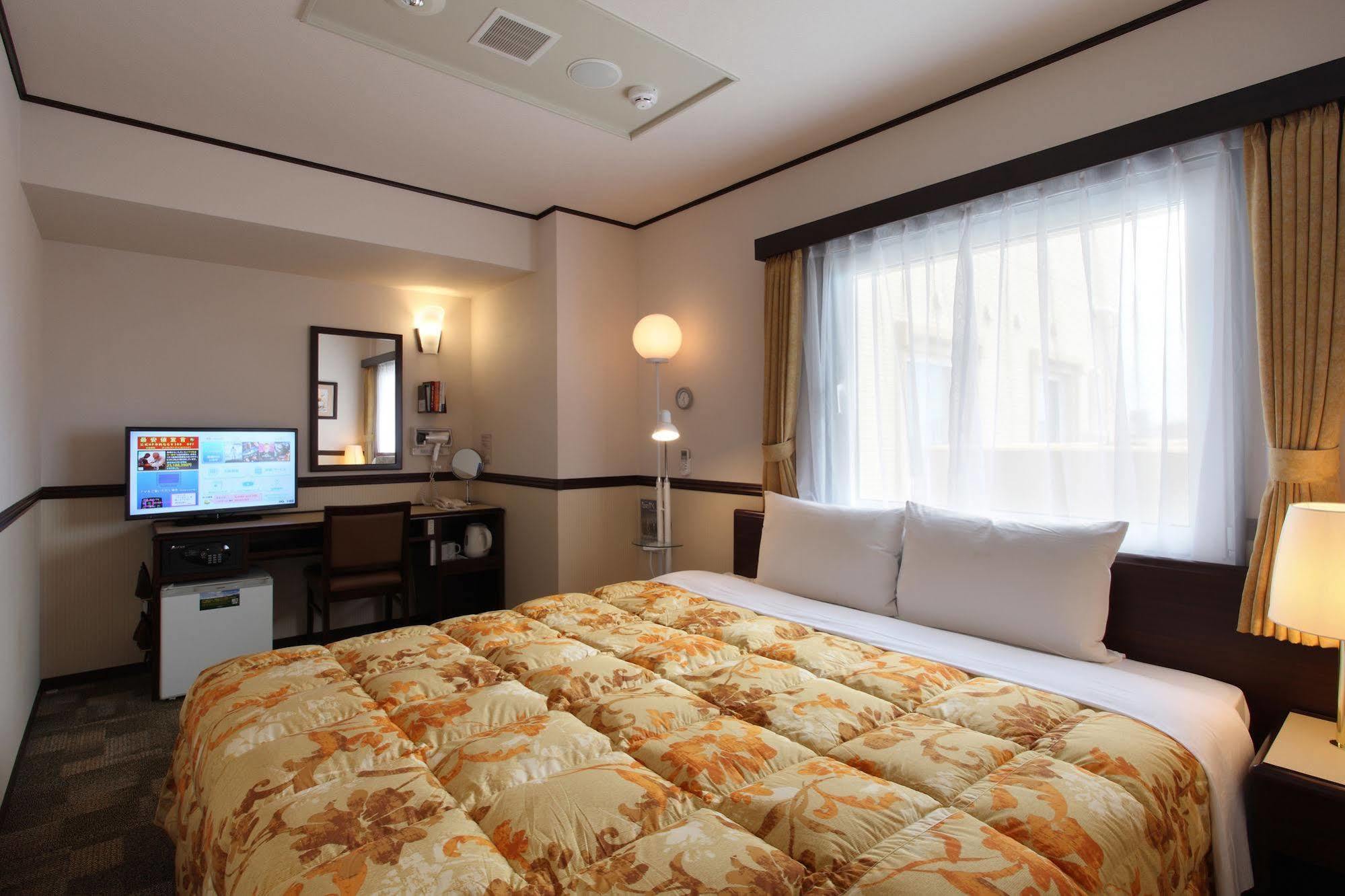 Toyoko Inn Jr Yokohama Sen Sagamihara Ekimae מראה חיצוני תמונה